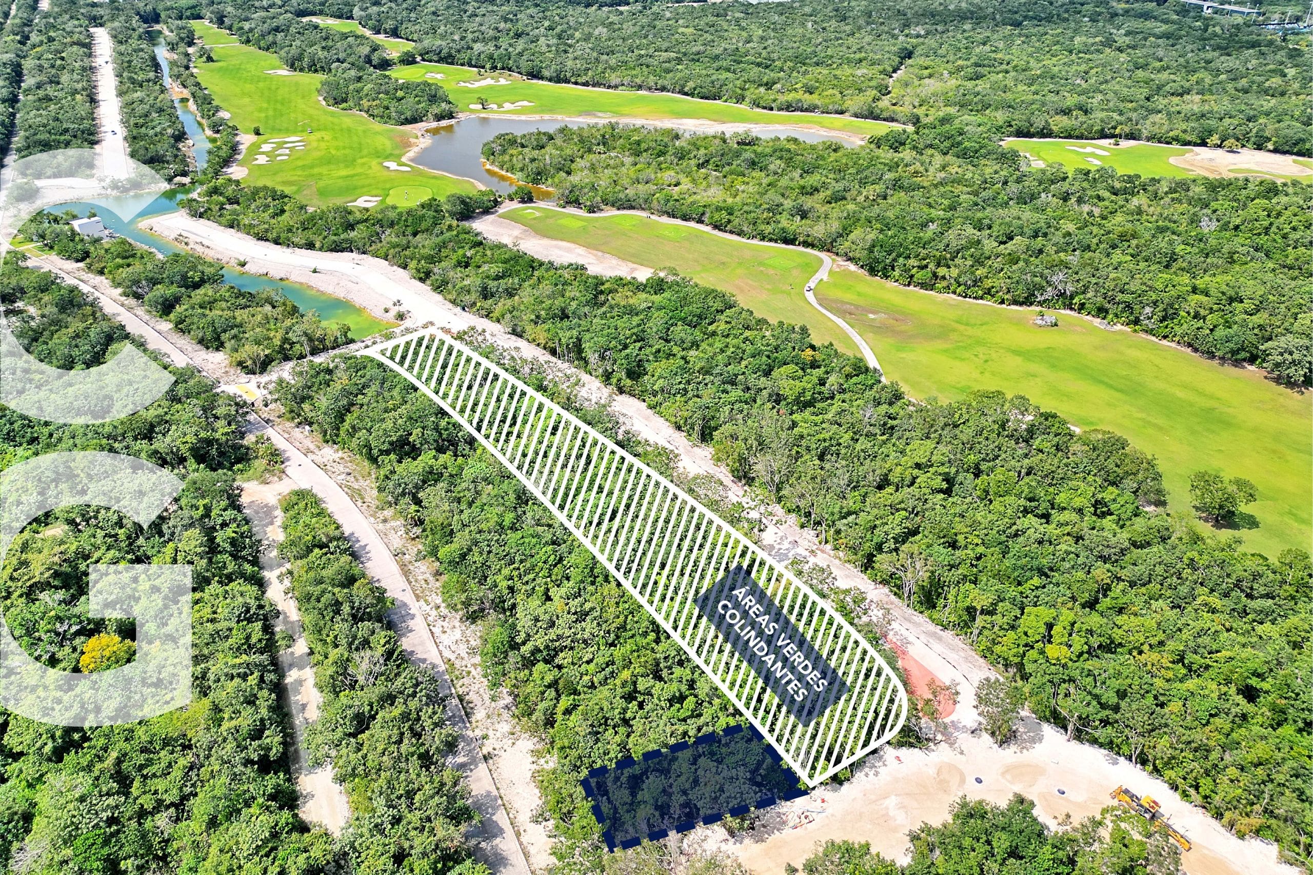 Terreno en venta frente a un pulmón verde de selva